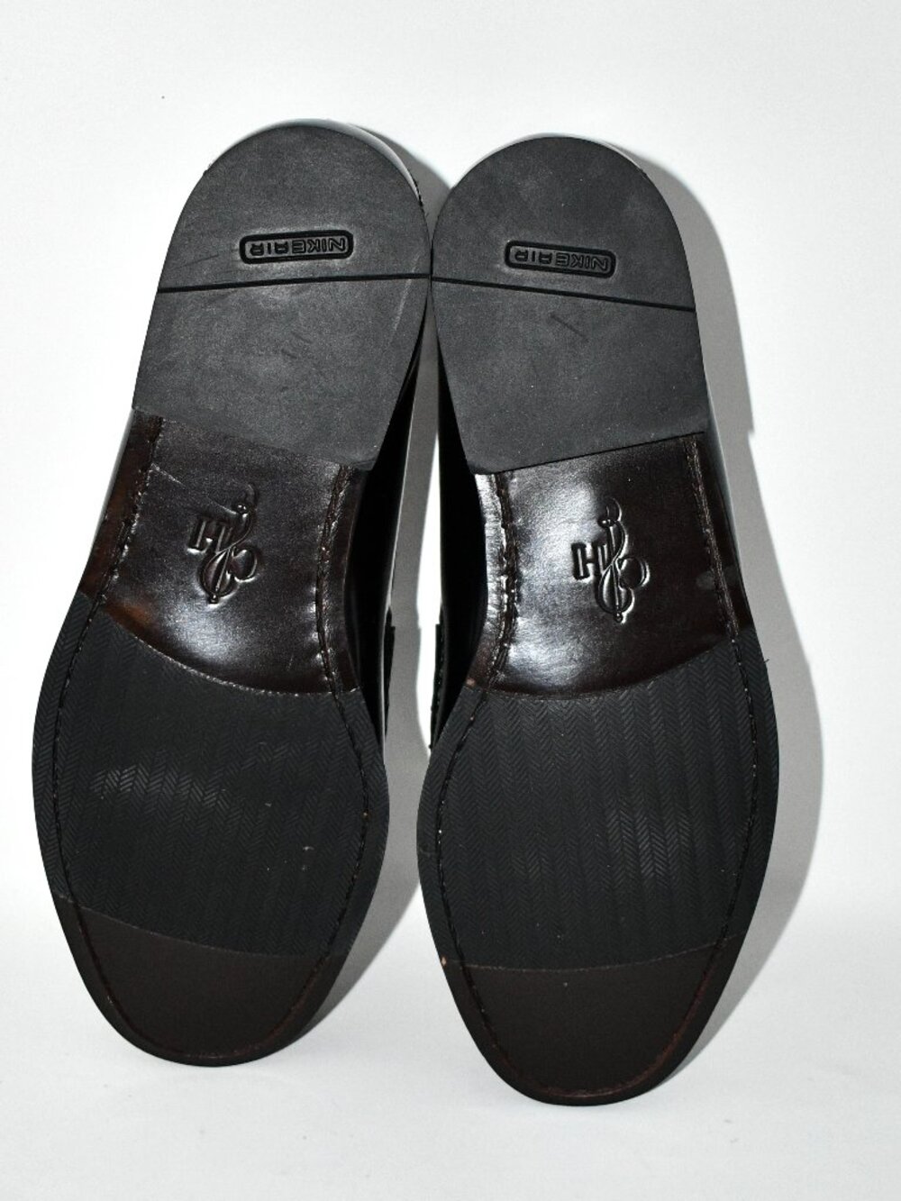 Cole Haan Mens 10.5W C06587 Tassel Slip On Loafers Black Leather NWOB - Picture 7 of 7